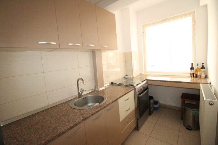 Cismigiu, inchiriere garsoniera spatioasa, bloc Liric,