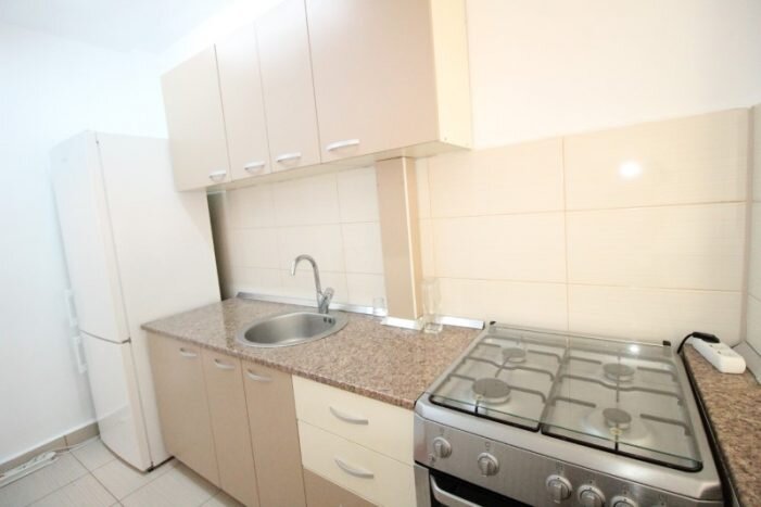 Cismigiu, inchiriere garsoniera spatioasa, bloc Liric,