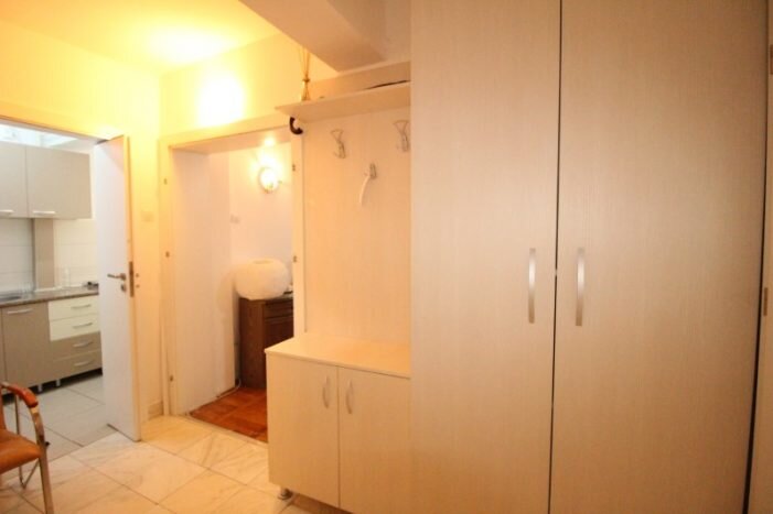 Cismigiu, inchiriere garsoniera spatioasa, bloc Liric,